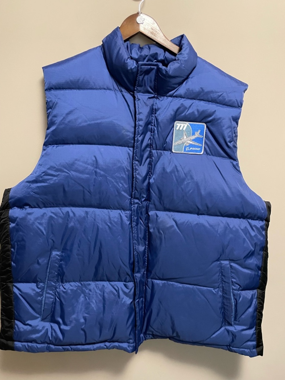 Boeing 777 Vintage Duck Down & Feather Blue Puffer Vest by Togo Men’s XL